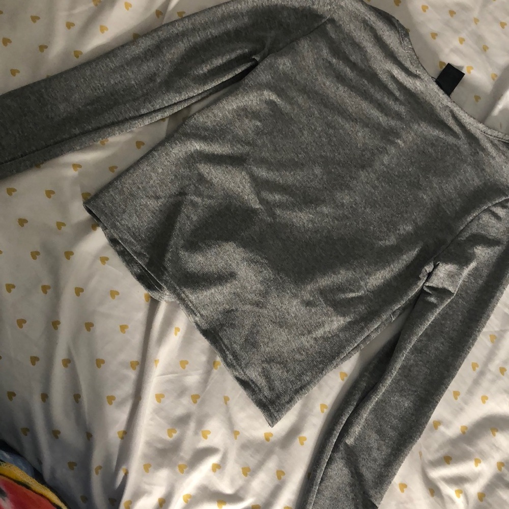 shirt - Picture 3 of 3